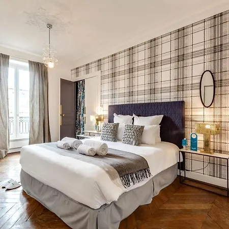 Sweett - Rue De Rivoli * Parigi